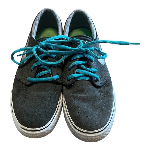 Nike Stefan Janoski gray and teal skateboarding sneaker - Picture 2 of 8